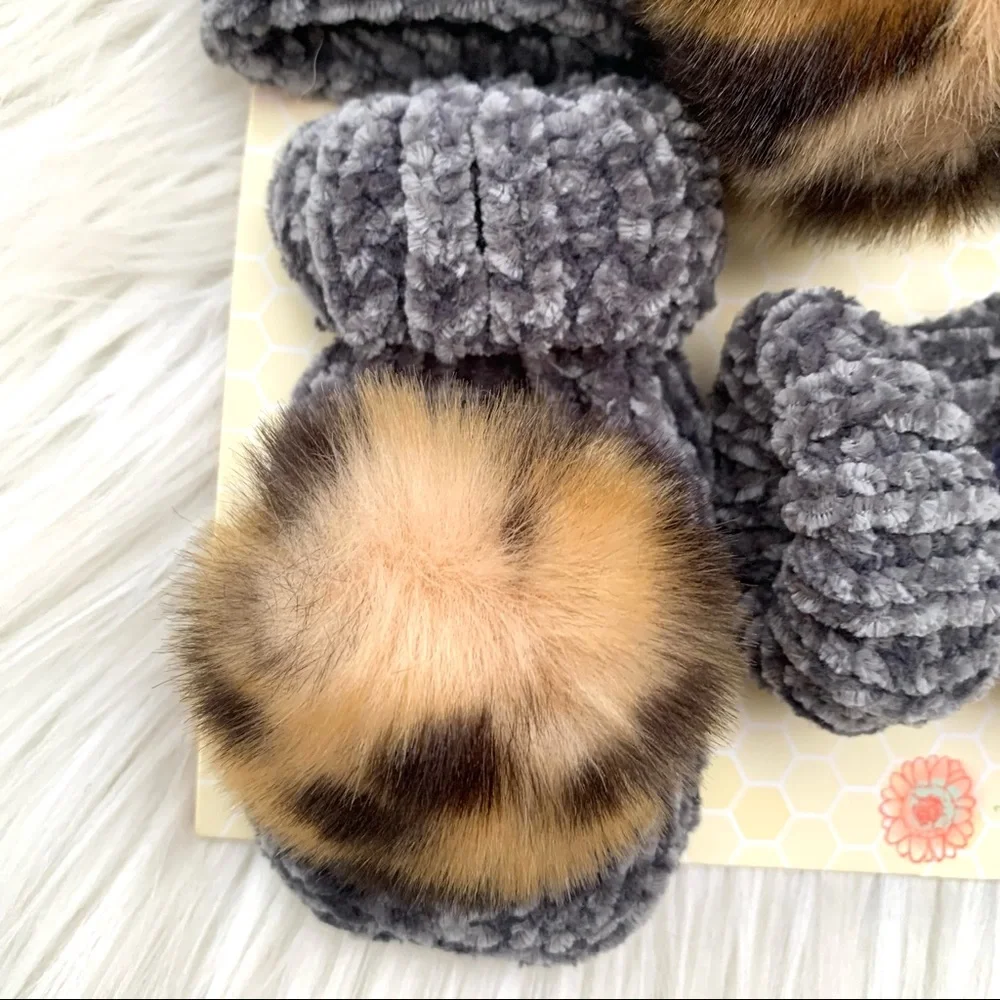 Altar’d State Tullabee Gray Head Wrap & Mittens Set Infant Girl